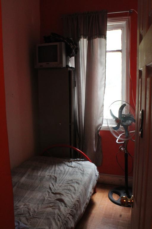 Hostal Barrio Brasil Σαντιάγκο Εξωτερικό φωτογραφία